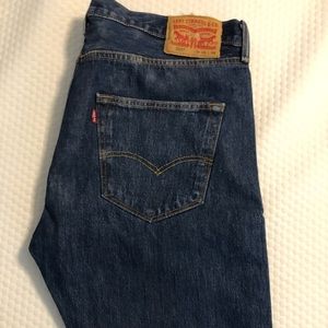 Men’s Levi Jeans *NWOT*